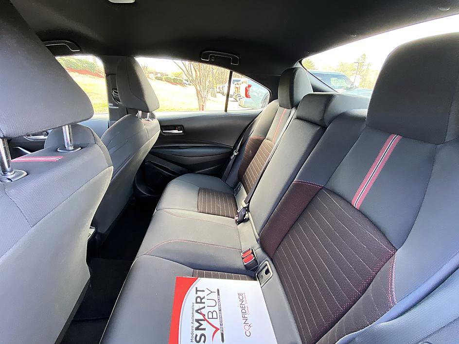 Used 2025 Toyota Corolla SE image 12