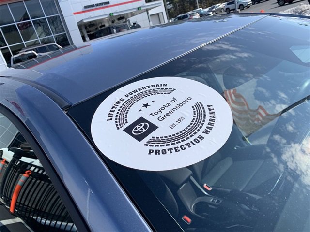 Used 2025 Toyota Corolla LE image 35