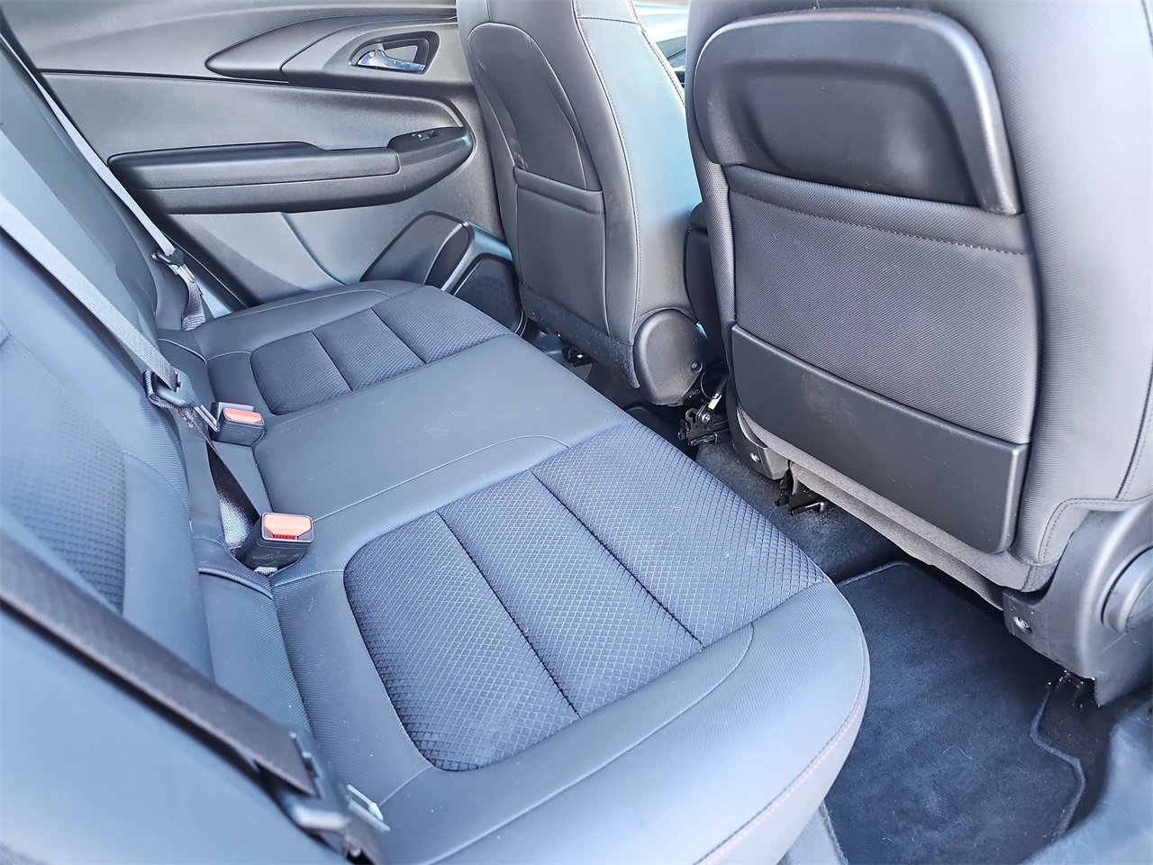 Certified 2023 Chevrolet TrailBlazer RS w/ Convenience Package image 11