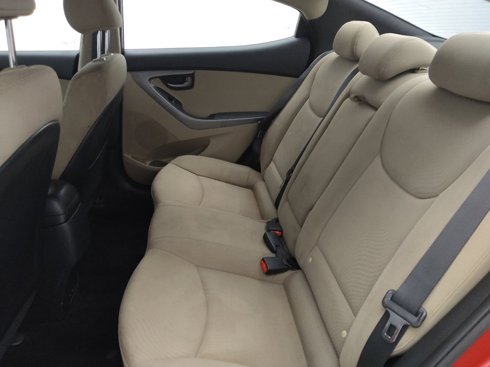 Used 2016 Hyundai Elantra SE FWD image 18