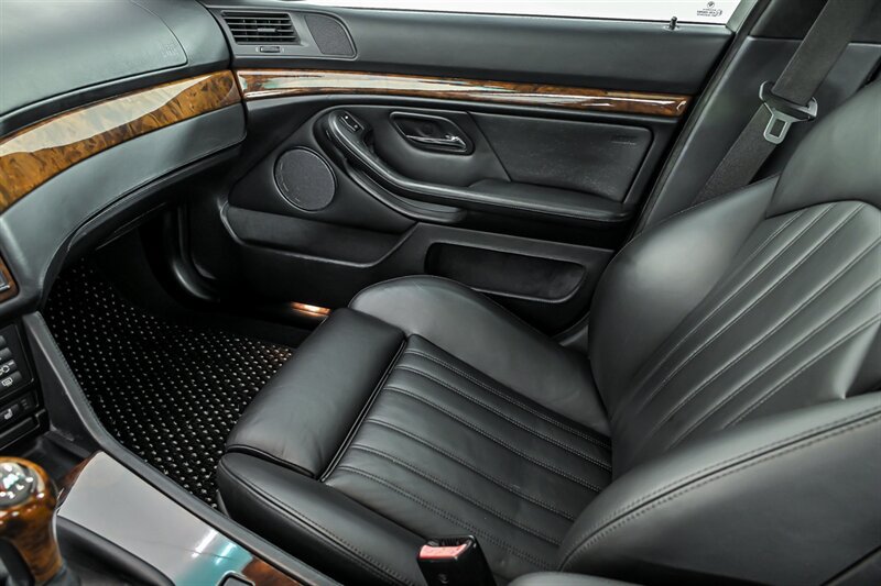 Used 2000 BMW M5 RWD image 38