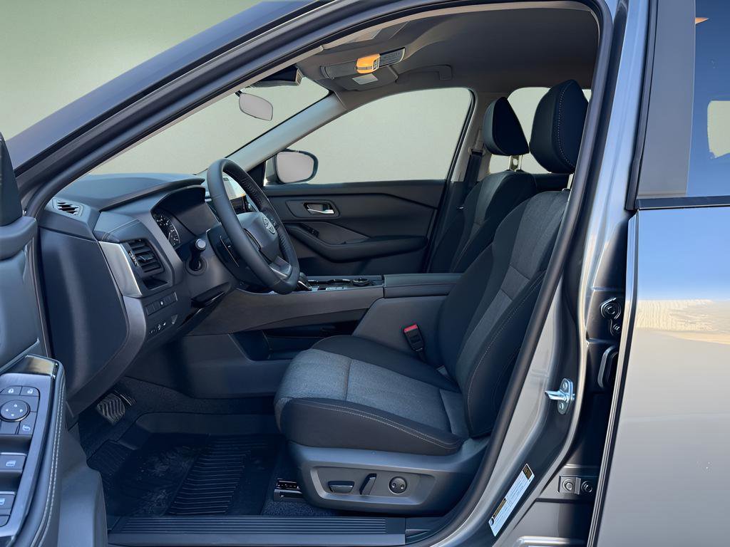 New 2026 Nissan Rogue SV image 17