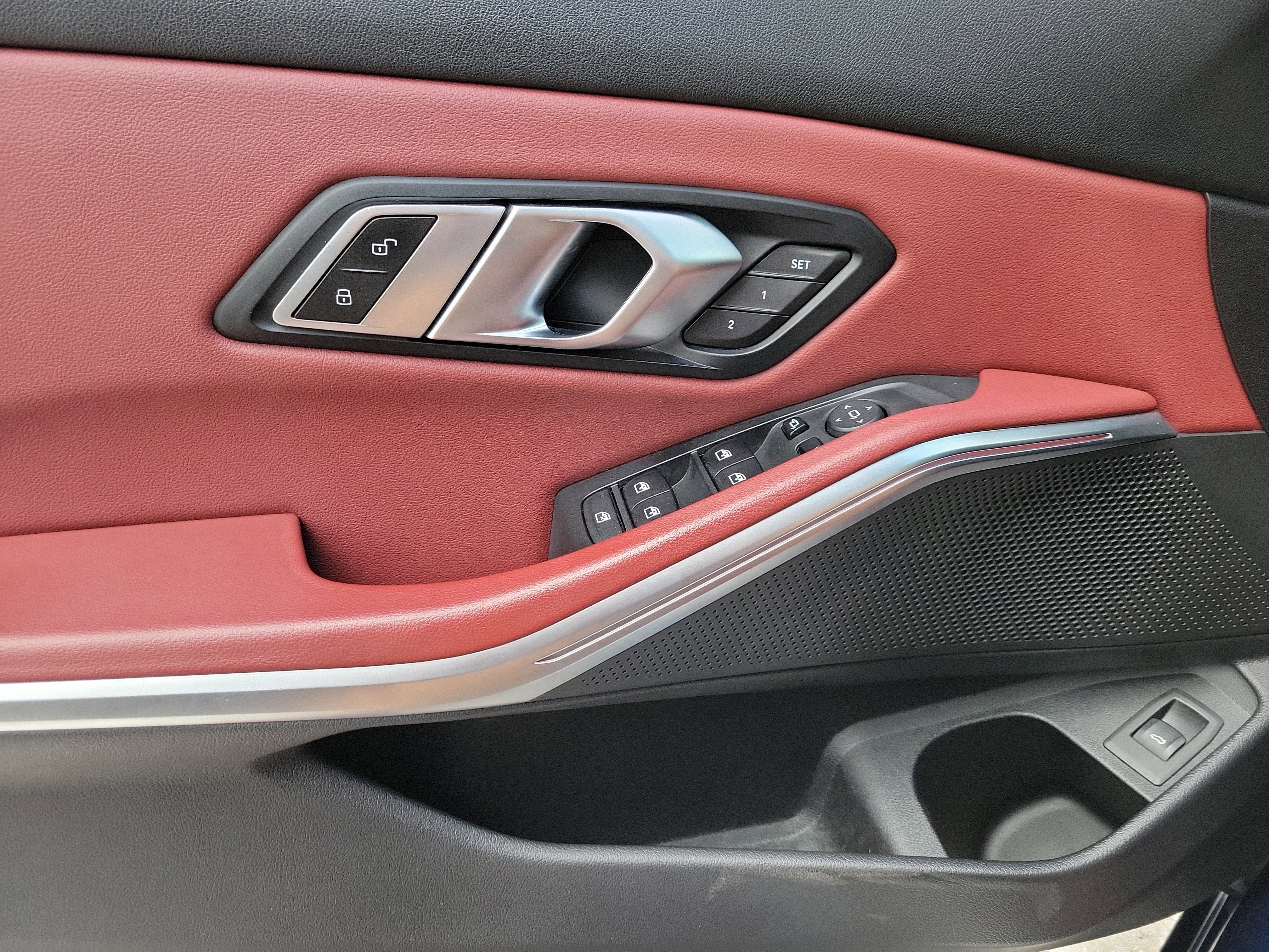 Used 2022 BMW 330i Sedan w/ Driving Assistance Package image 17