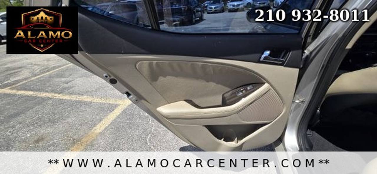 Used 2013 Kia Optima EX w/ Premium Pkg FWD image 29