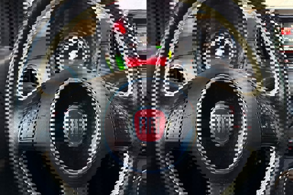 Used 2017 FIAT 500 e image 19