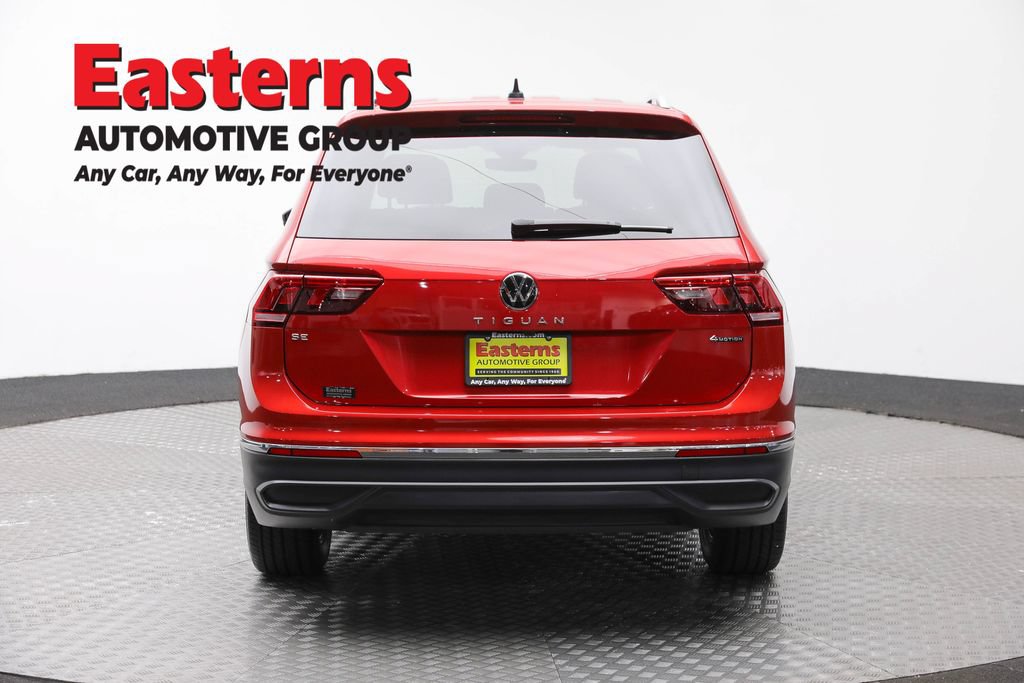 Used 2023 Volkswagen Tiguan SE AWD/4WD image 6