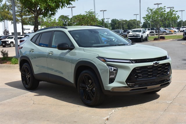 New 2026 Chevrolet Trax ACTIV image 3