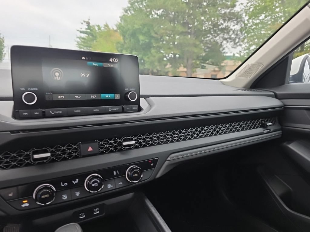 Certified 2024 Honda Accord EX image 20