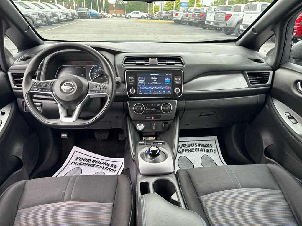 Used 2023 Nissan Leaf S image 16