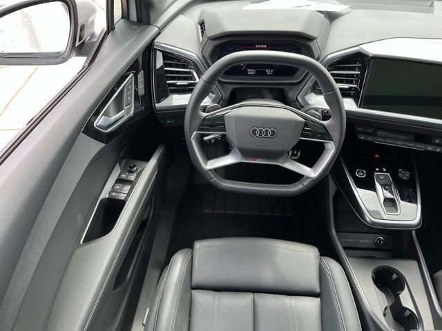 Used 2024 Audi Q4 e-tron Premium Plus w/ Premium Plus AWD/4WD image 12