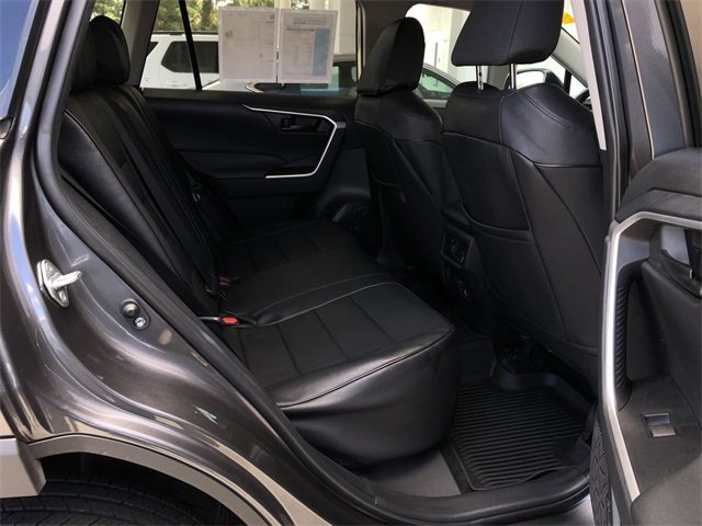 Used 2022 Toyota RAV4 LE image 33