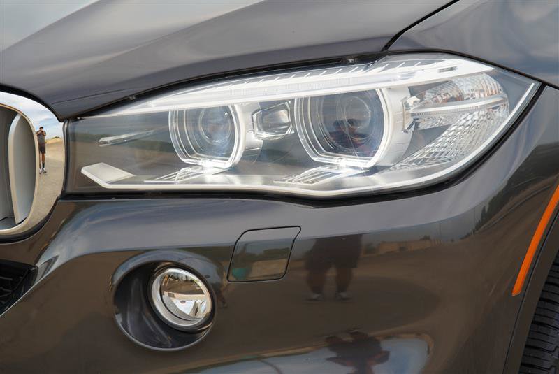 Used 2015 BMW X5 xDrive50i AWD/4WD image 28