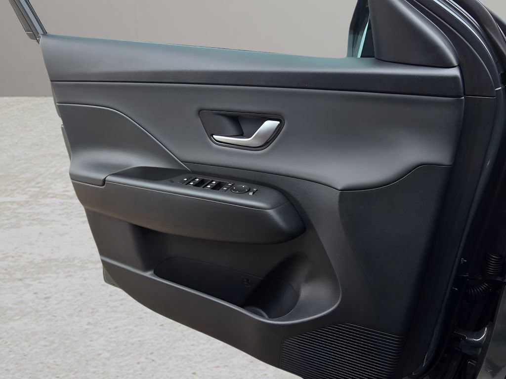 New 2026 Hyundai Kona SEL Premium image 17