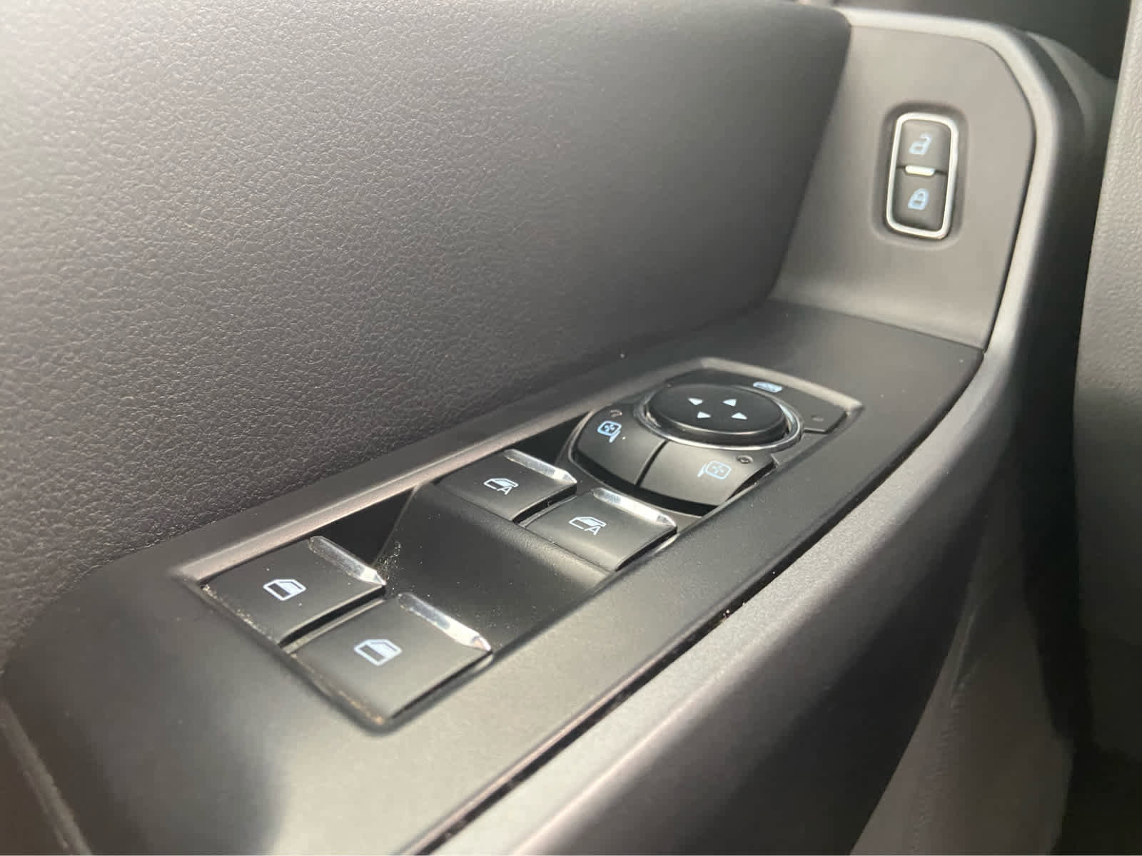 Used 2024 Ford F350 XLT image 36