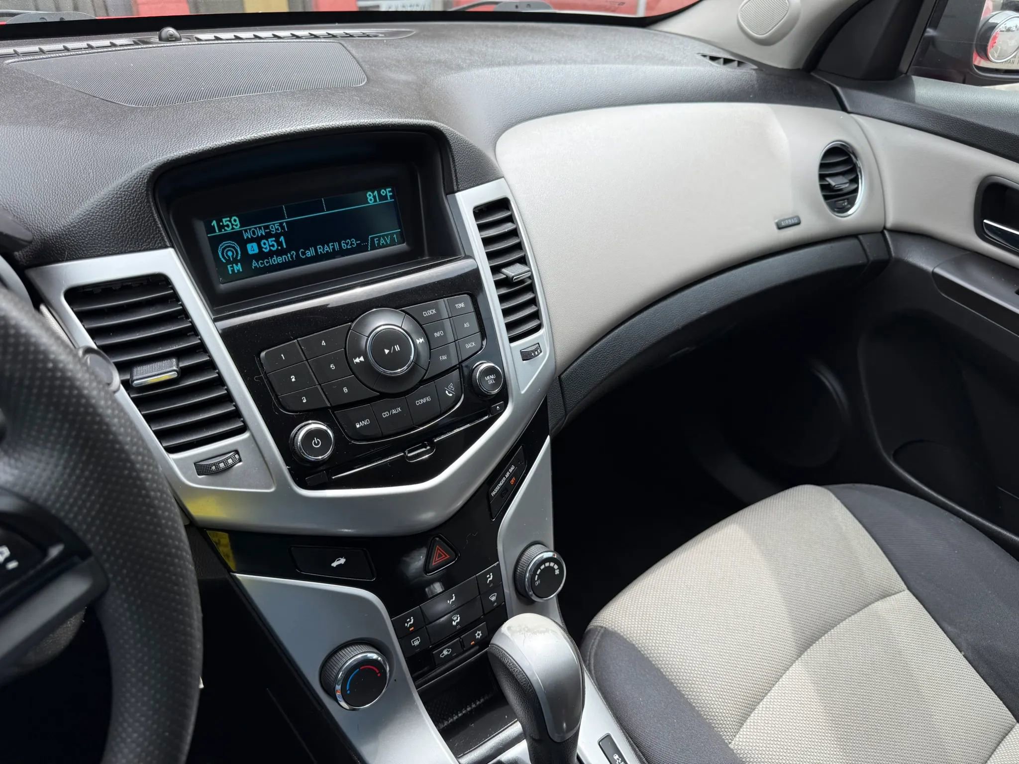 Used 2016 Chevrolet Cruze LS FWD image 31