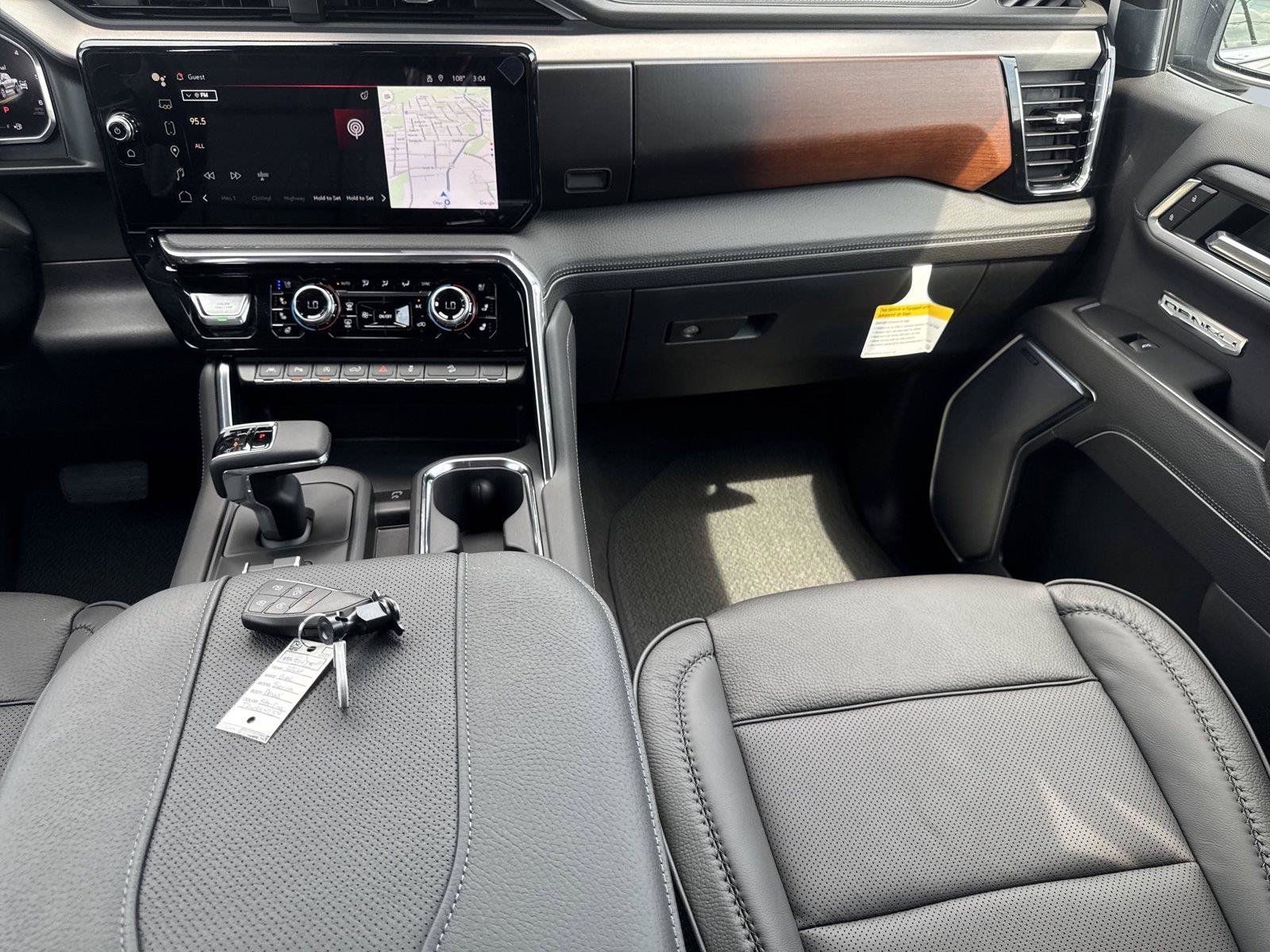 New 2026 GMC Sierra 1500 Denali AWD/4WD image 17