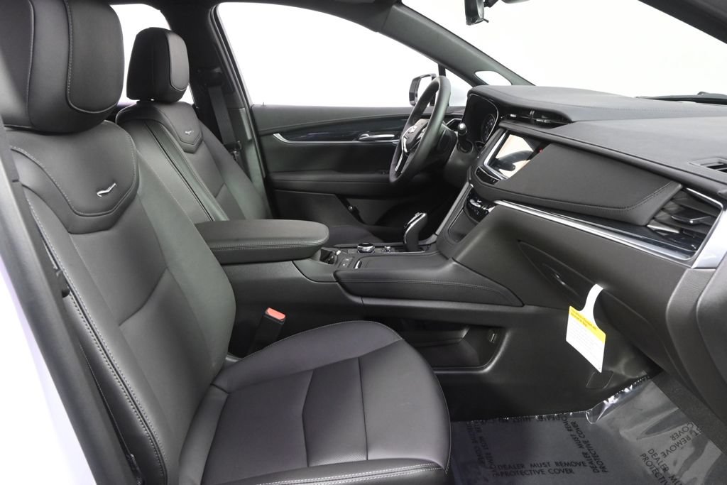 New 2026 Cadillac XT5 Premium Luxury w/ Driver Assist Package AWD/4WD image 16