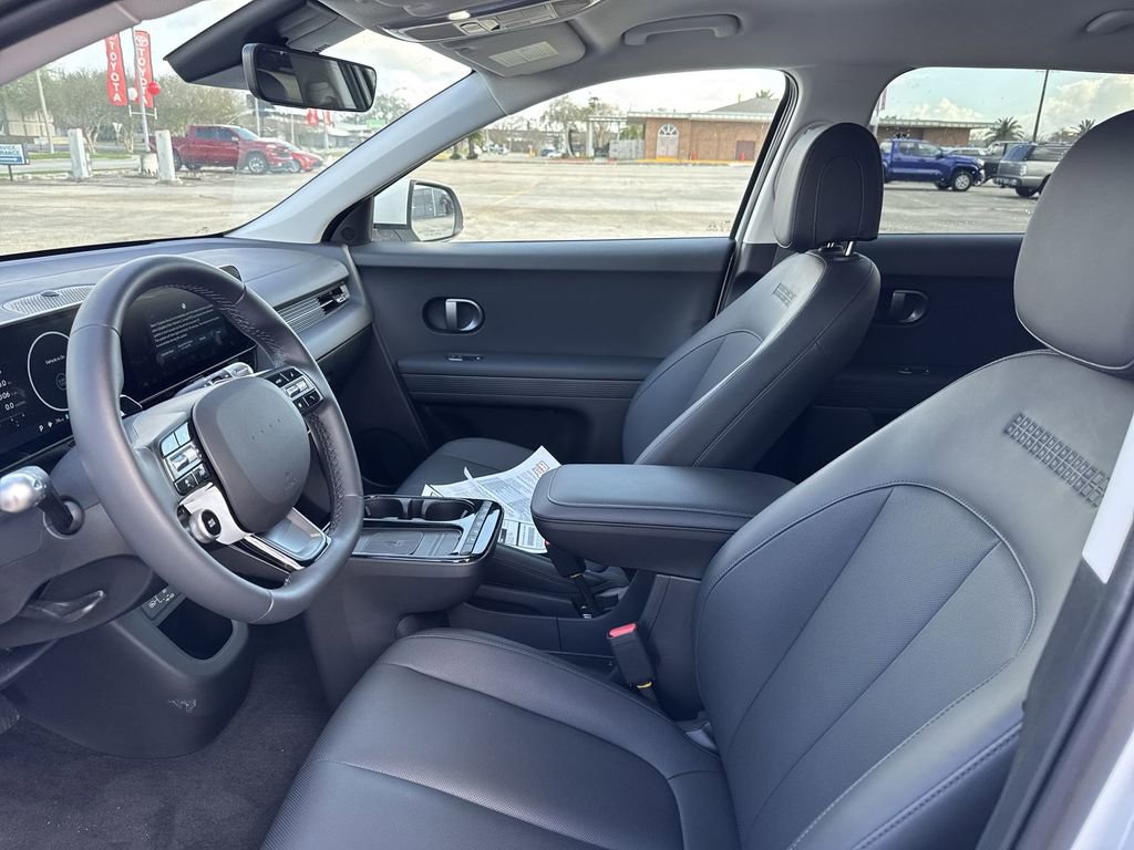 Used 2025 Hyundai Ioniq 5 SEL image 13