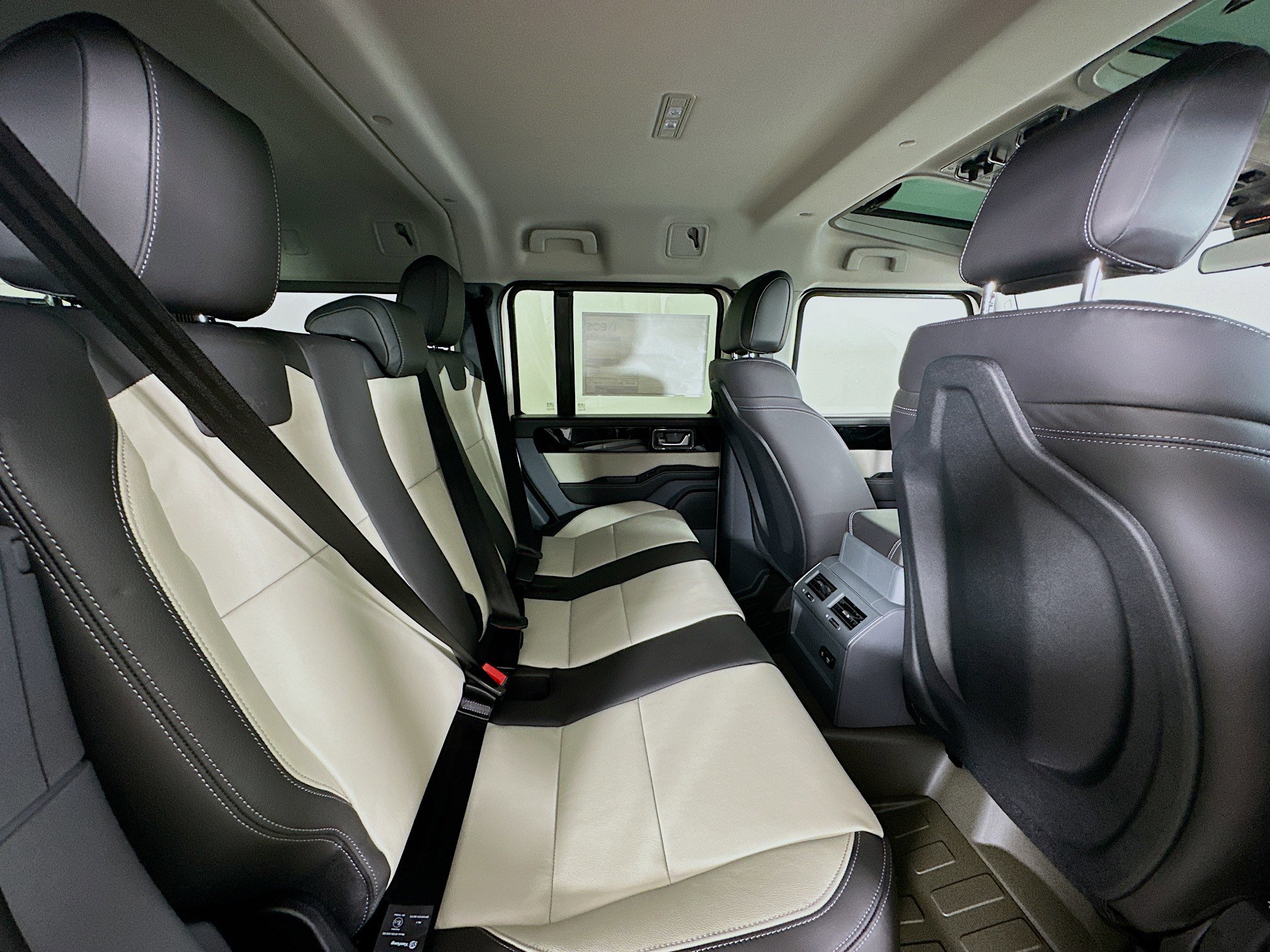 New 2025 INEOS Grenadier Fieldmaster Edition image 47