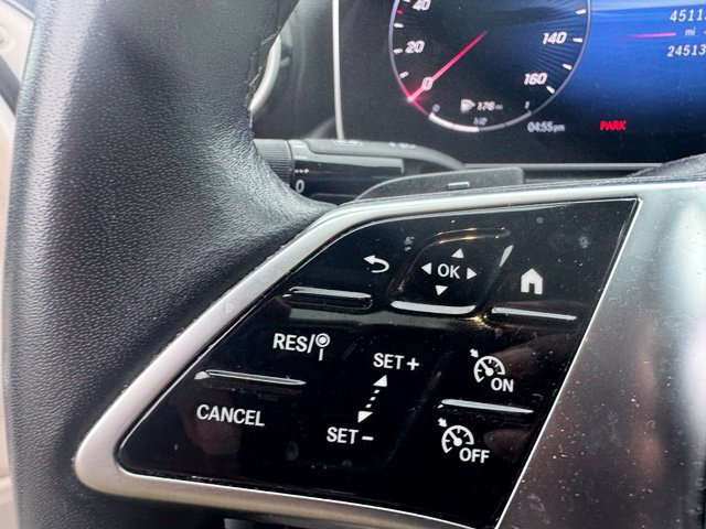 Used 2023 Mercedes-Benz C 300 4MATIC Sedan image 5