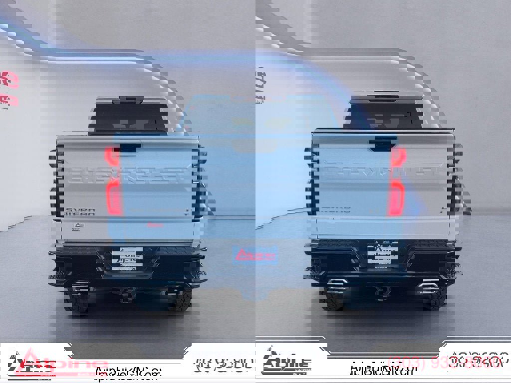 Used 2023 Chevrolet Silverado 1500 LT Trail Boss w/ Protection Package image 4