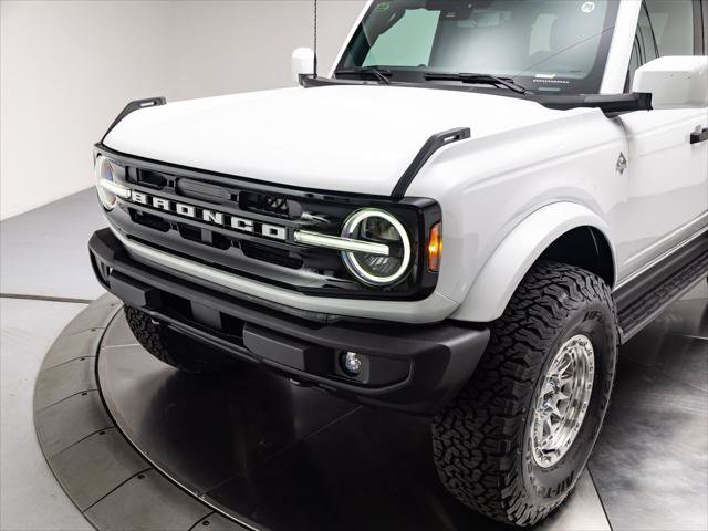 New 2026 Ford Bronco Outer Banks AWD/4WD image 9