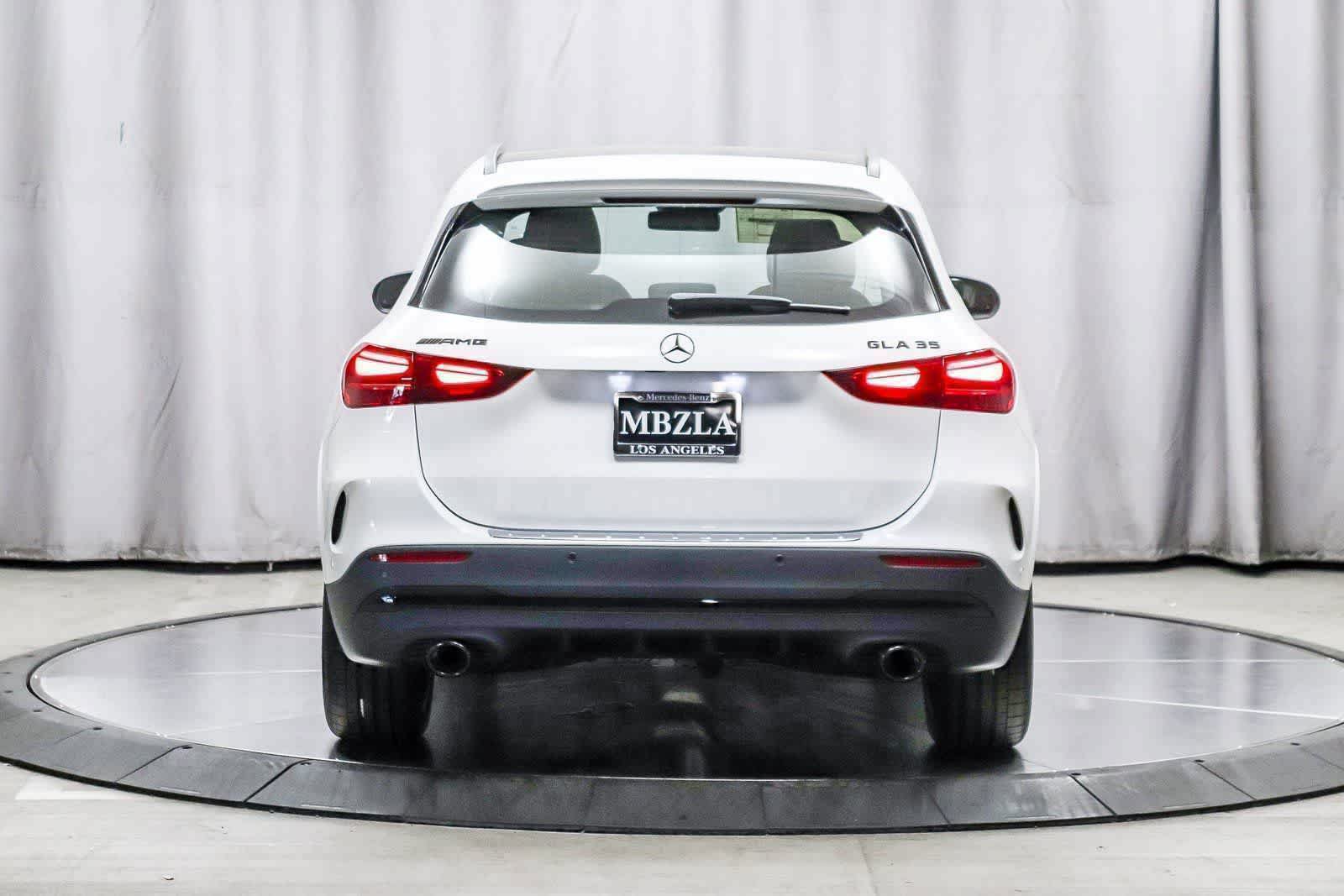 New 2025 Mercedes-Benz GLA 35 AMG 4MATIC image 3