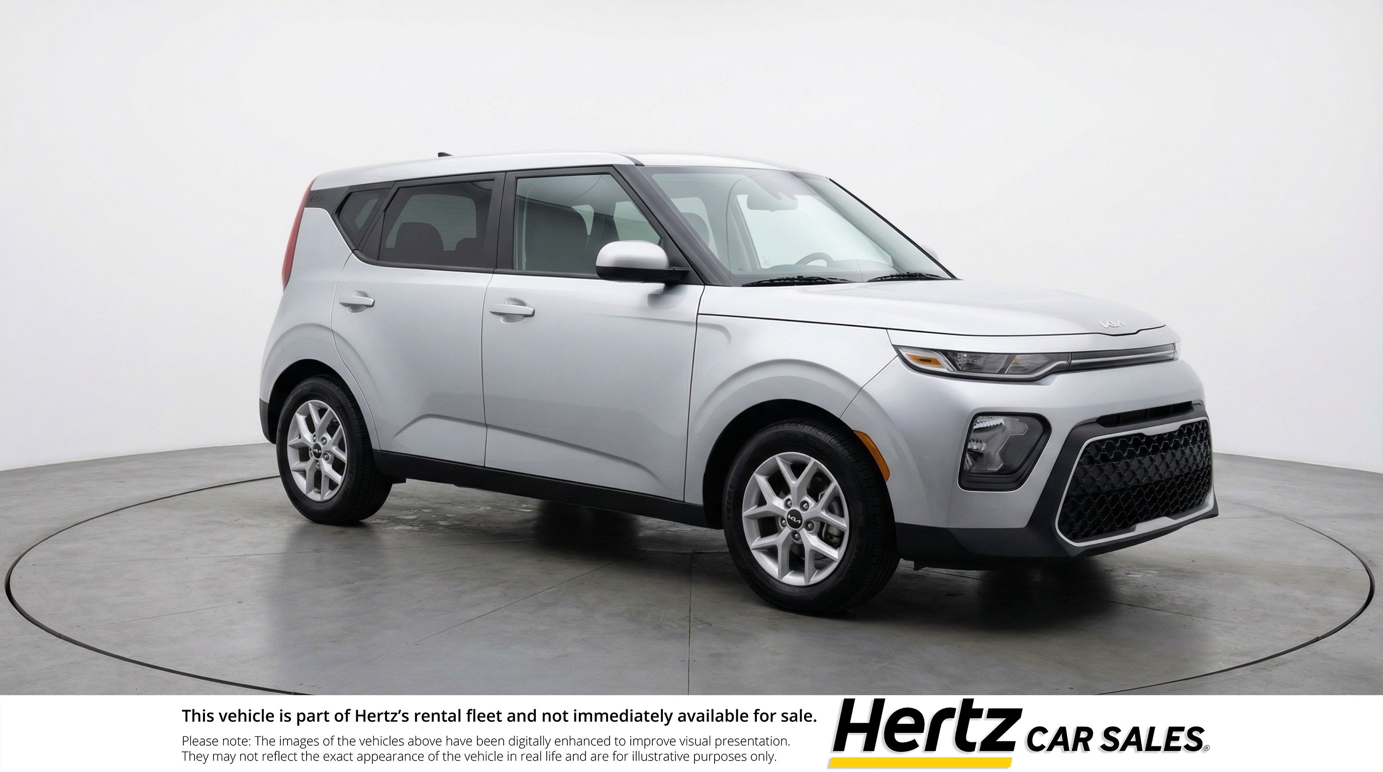 Used 2025 Kia Soul LX w/ LX Technology Package FWD image 1