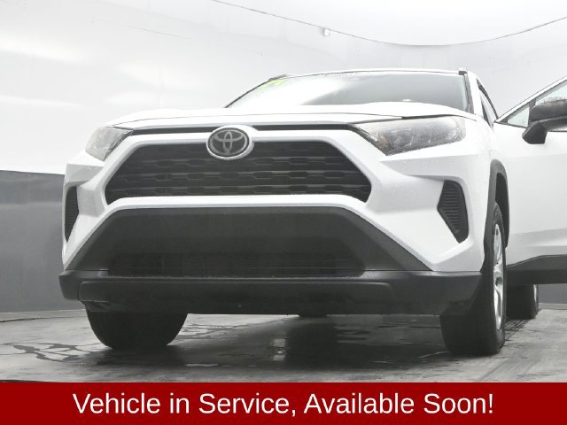 Used 2021 Toyota RAV4 LE AWD/4WD image 31