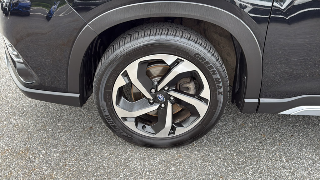 Certified 2023 Subaru Forester Touring AWD/4WD image 10