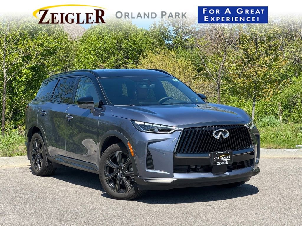 Certified 2025 INFINITI QX50 Luxe w/ Accent Package AWD/4WD image 1