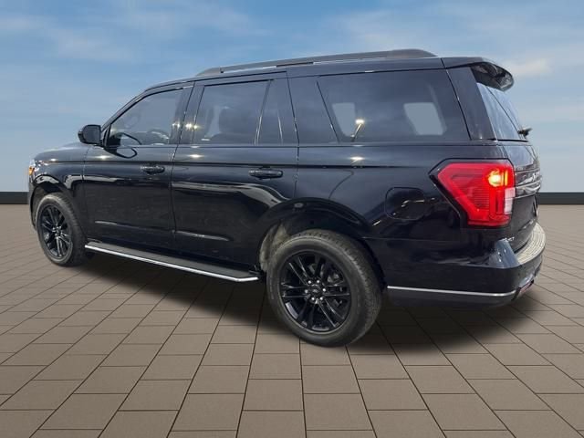 Used 2022 Ford Expedition XLT image 4