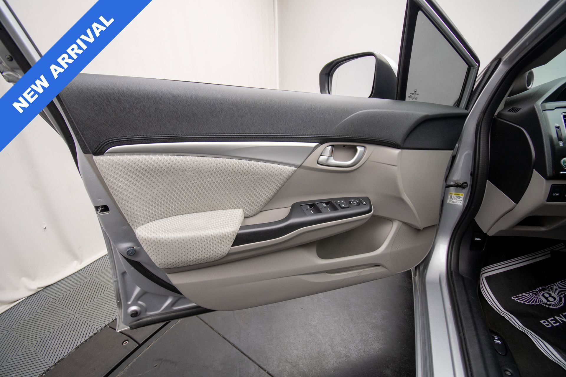 Used 2015 Honda Civic Hybrid Sedan image 27
