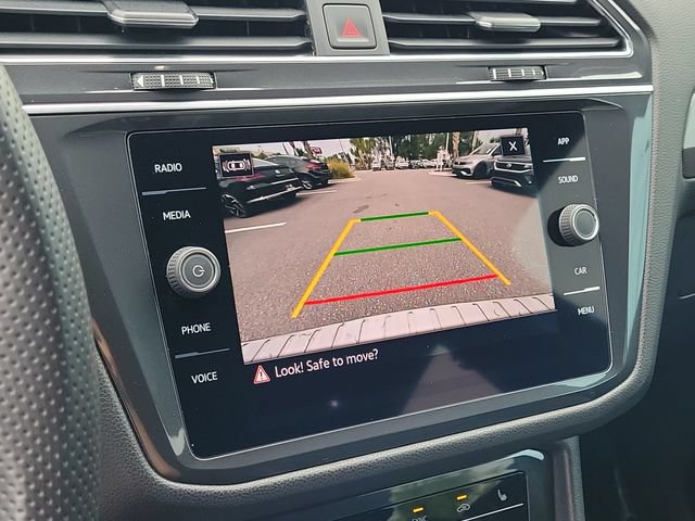 Certified 2023 Volkswagen Tiguan SE R-Line FWD image 23
