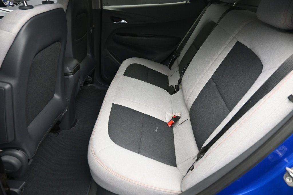 Used 2017 Chevrolet Bolt LT FWD image 12