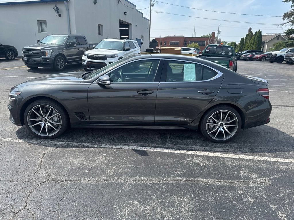 Used 2025 Genesis G70 2.5T AWD/4WD image 7