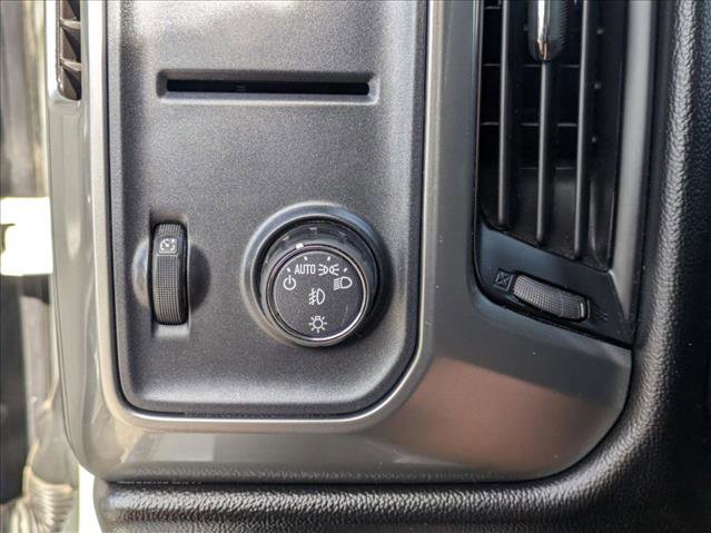 Used 2018 Chevrolet Silverado 1500 LT w/ Texas Edition image 5