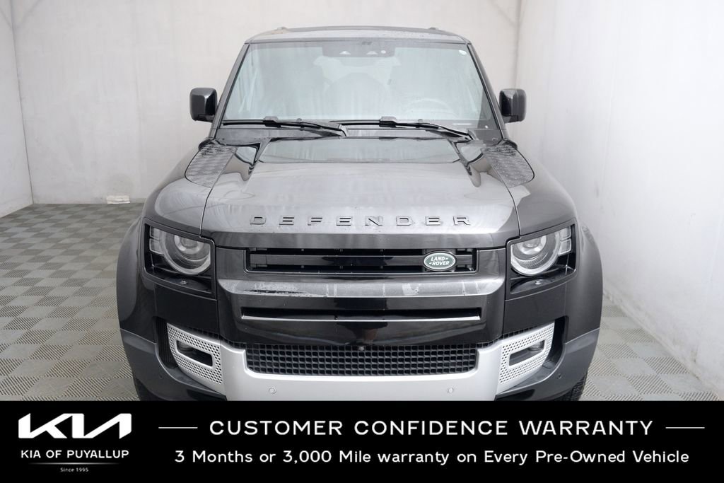 Used 2025 Land Rover Defender 110 S image 2