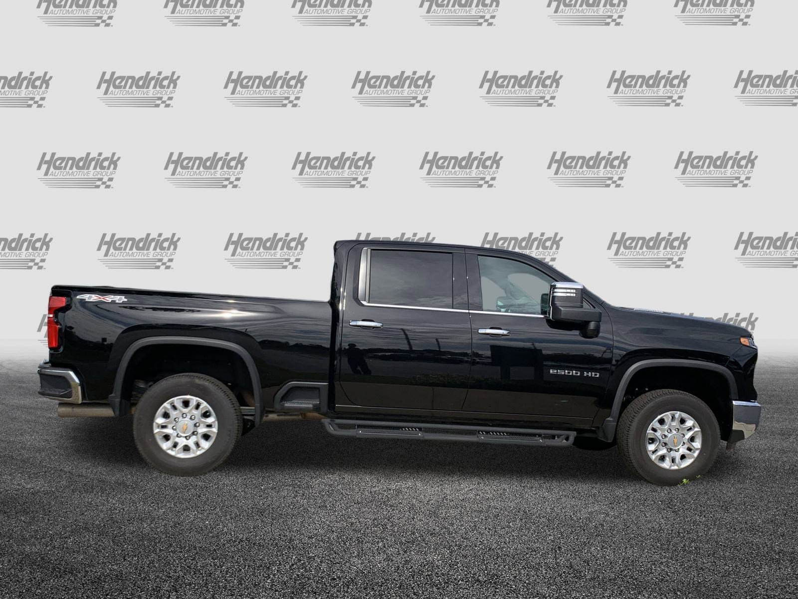 Used 2024 Chevrolet Silverado 2500 LTZ image 11