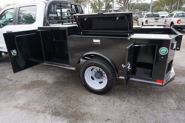 New 2026 Ford F550 4x4 Crew Cab Super Duty image 7
