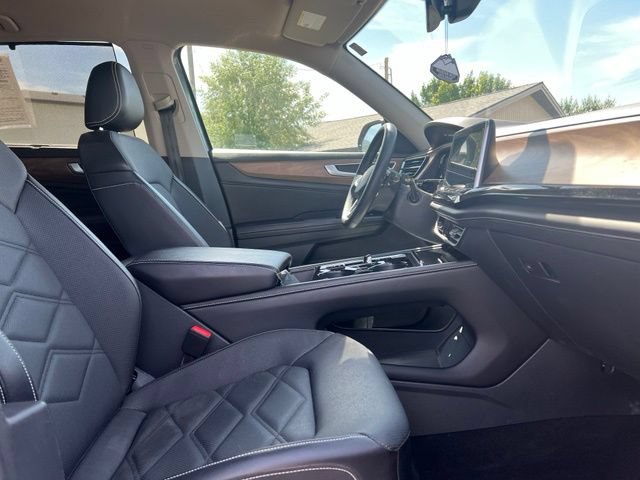 Used 2024 Volkswagen Atlas SE AWD/4WD image 22