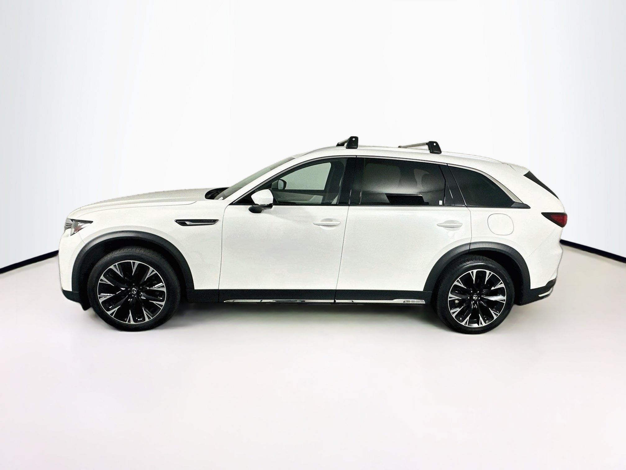 Used 2024 MAZDA CX-90 Plug-In Hybrid w/ Premium Plus AWD/4WD image 4