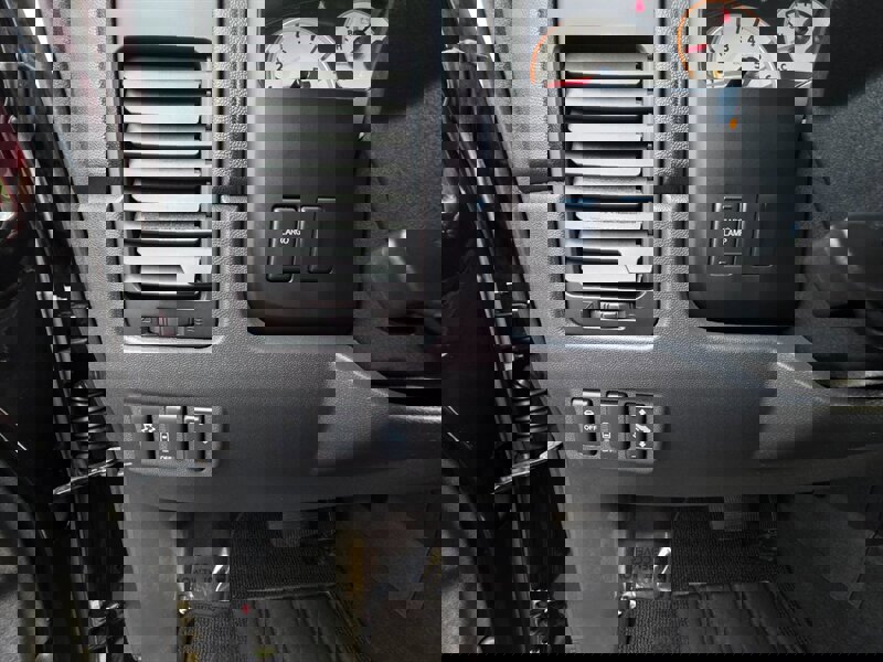 Used 2014 Nissan Titan PRO-4X image 36