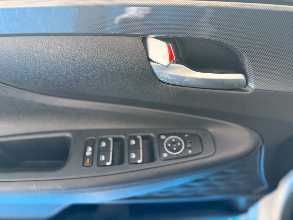 Used 2023 Hyundai Santa Fe SEL image 18