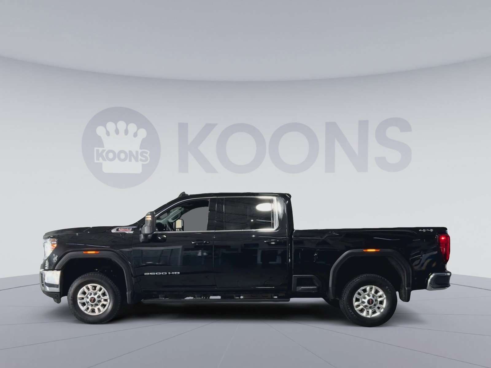 Used 2023 GMC Sierra 2500 SLE w/ SLE Convenience Package image 10