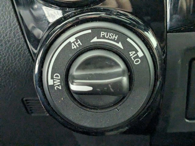 Used 2023 Nissan Titan Platinum Reserve w/ Moonroof Package image 25