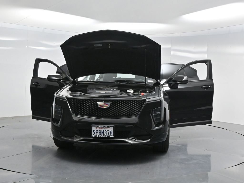 Used 2024 Cadillac XT4 Sport image 34
