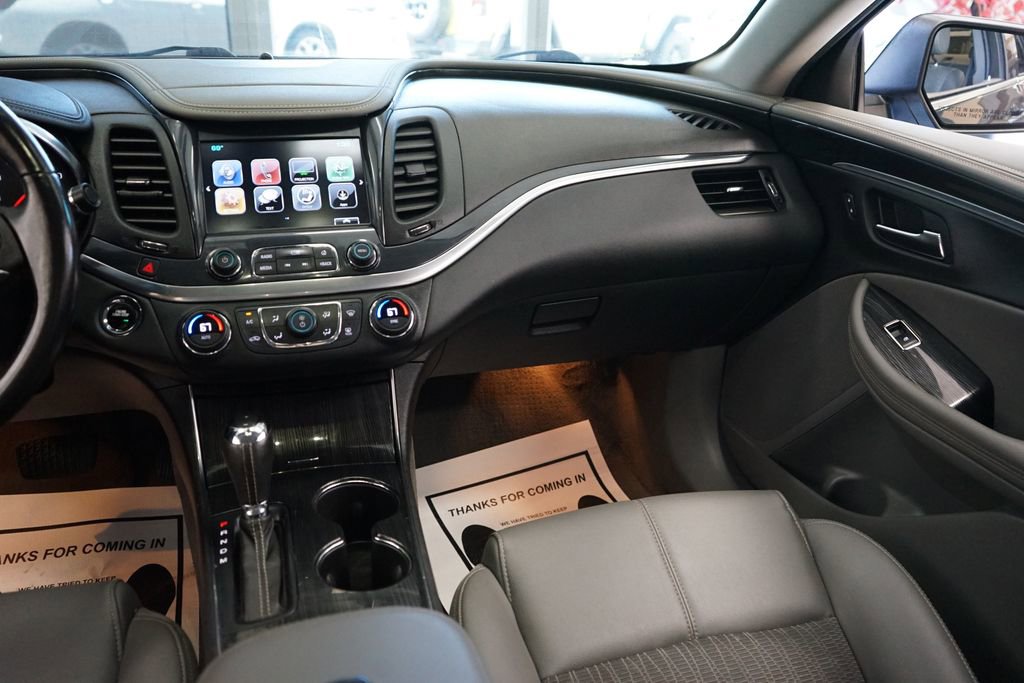 Used 2018 Chevrolet Impala LT FWD image 9