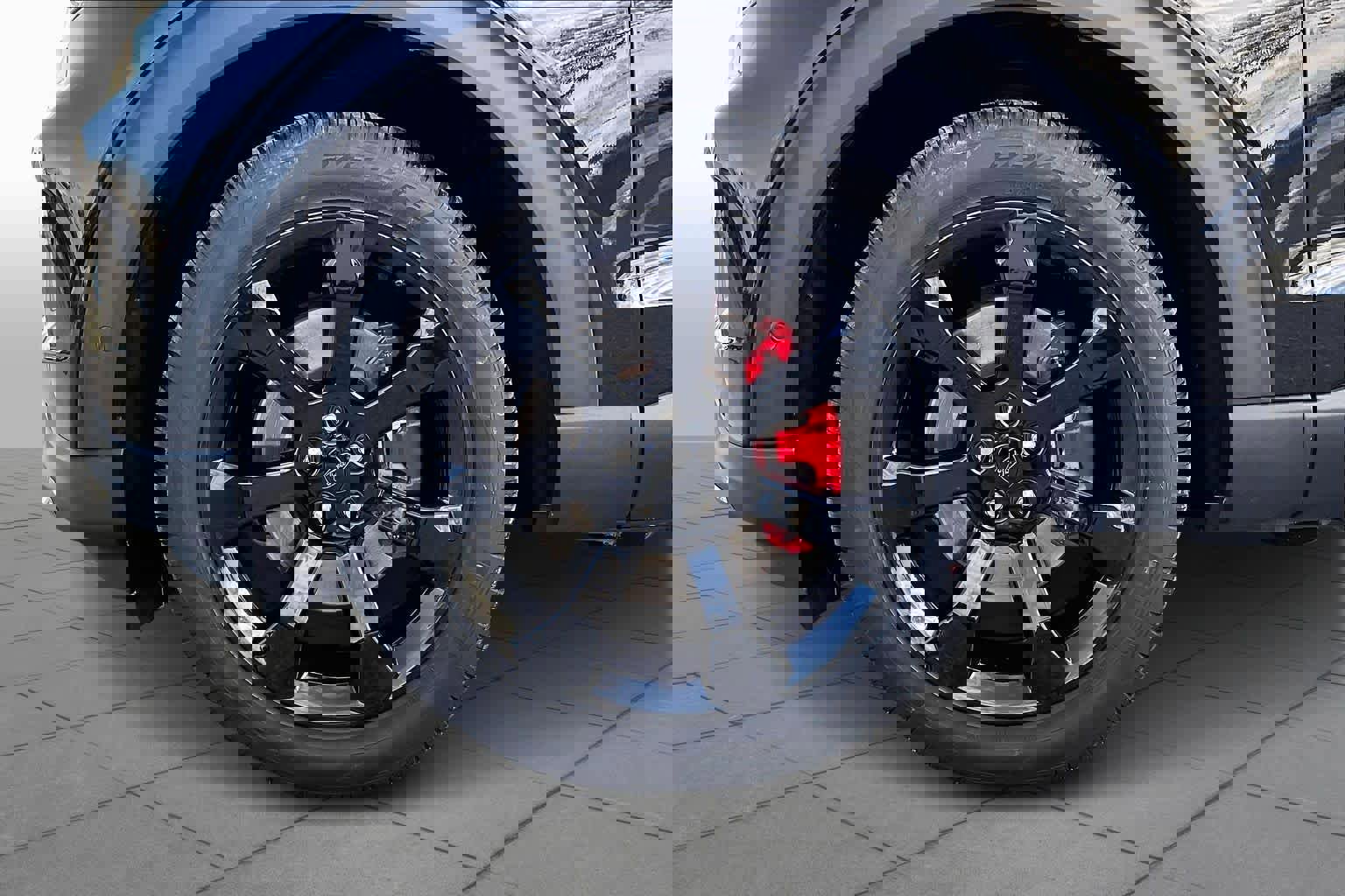 Used 2023 Ford Explorer ST w/ Equipment Group 401A image 11