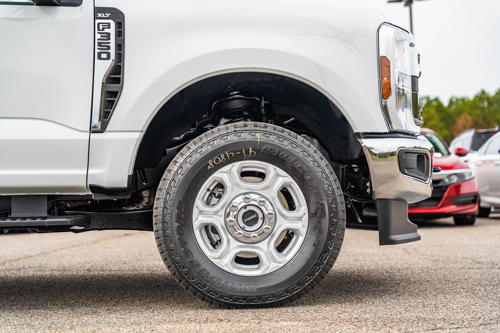 New 2026 Ford F350 XLT w/ FX4 Off-Road Package image 5